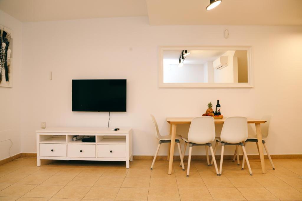 Oasis-family Townhouse Apartment Costa Adeje (Tenerife)